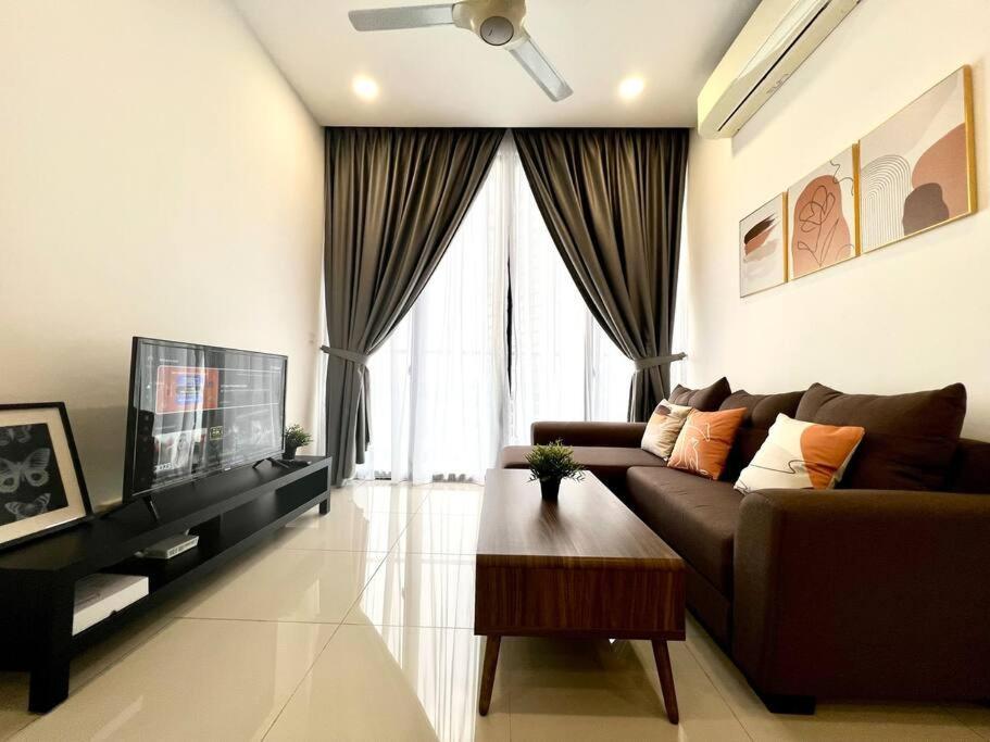 Walk To Legoland, D'Pristine Medini Apartment Nusajaya  Ngoại thất bức ảnh