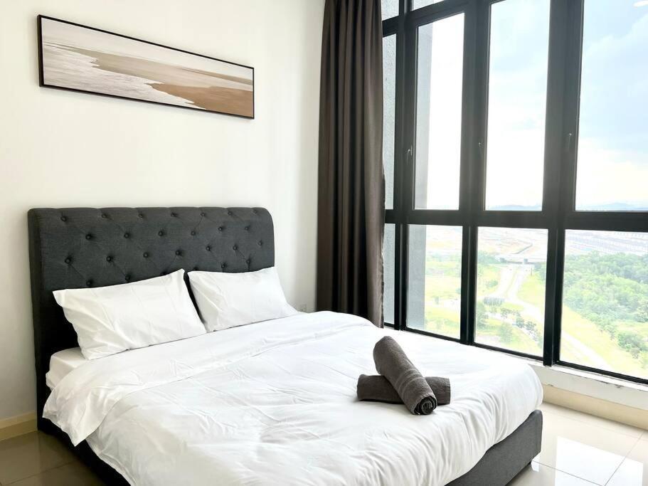 Walk To Legoland, D'Pristine Medini Apartment Nusajaya  Ngoại thất bức ảnh